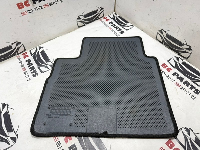 Комплект ковриков салона Rogue 2021 T33 2.5