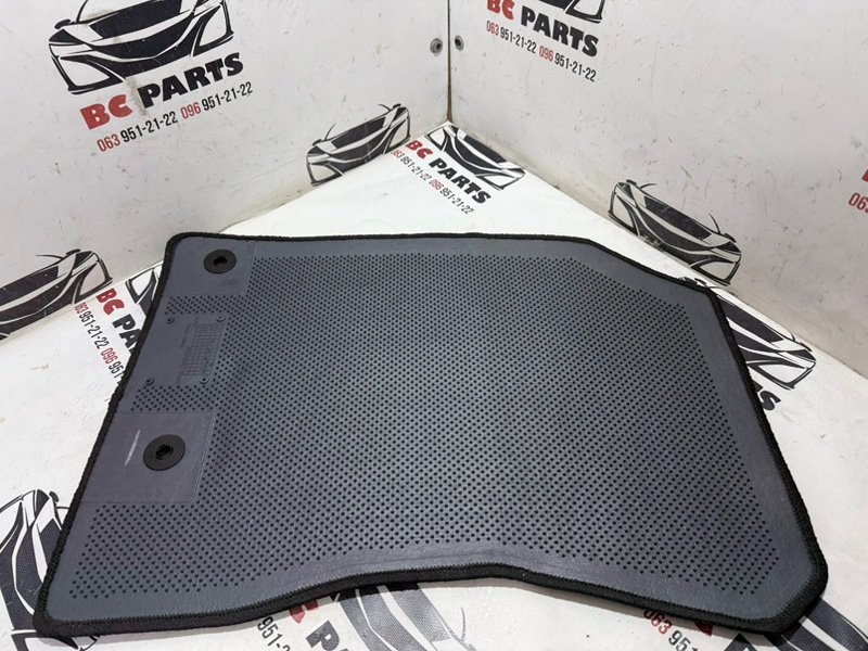 Комплект ковриков салона Rogue 2021 T33 2.5