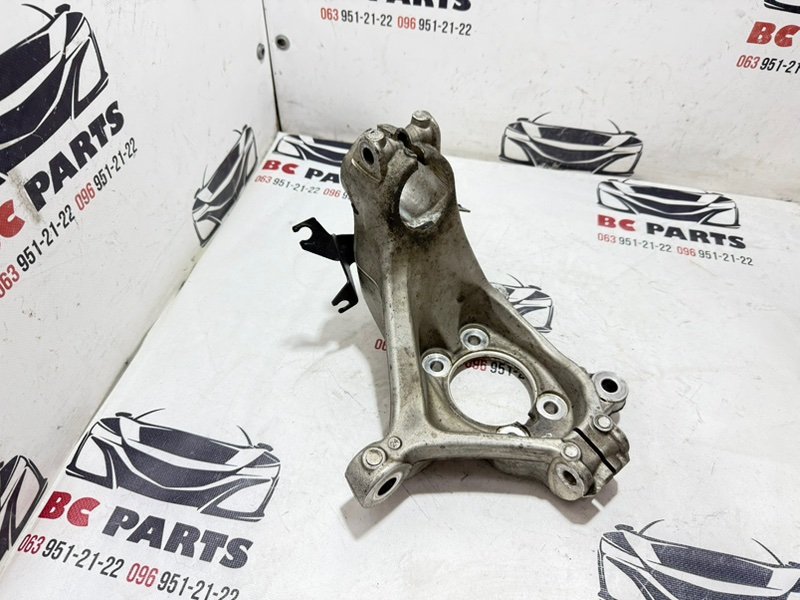 Кулак поворотный передний левый Rogue 2021 T33 2.5 Кулак поворотный передний левый Rogue 2021 T33 2.5