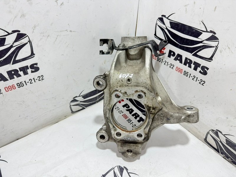 Кулак поворотный передний левый Rogue 2021 T33 2.5 Кулак поворотный передний левый Rogue 2021 T33 2.5