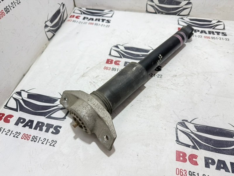 Амортизатор подвески задний Rogue 2021 T33 2.5