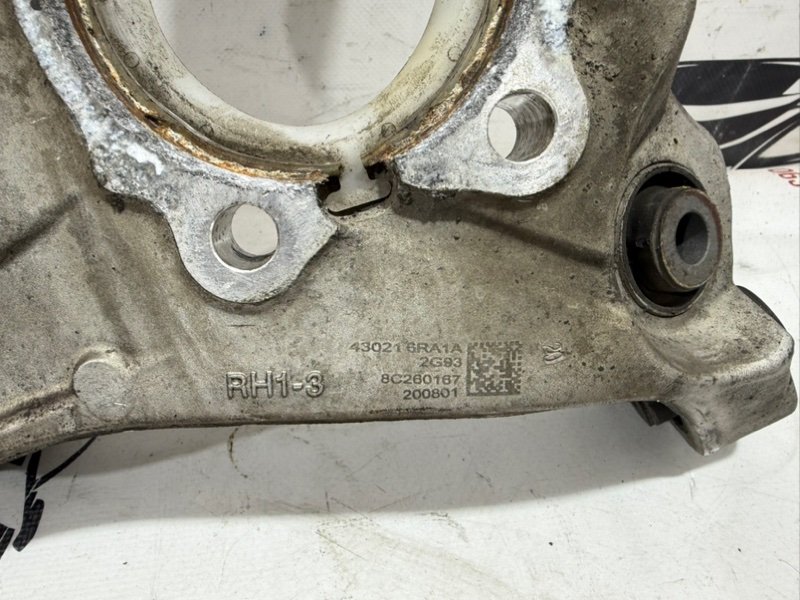 Цапфа задняя правая Rogue 2021 T33 2.5