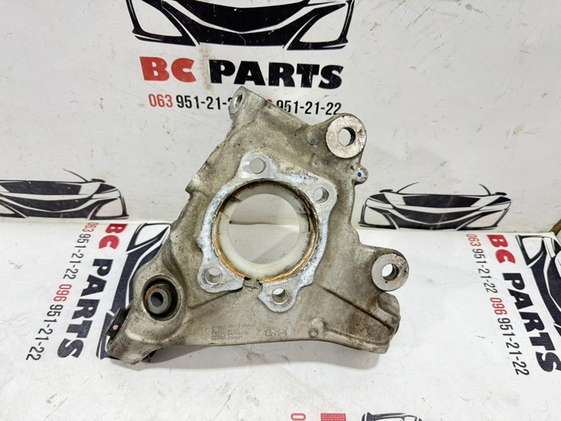 Цапфа задняя левая Rogue 2021 T33 2.5