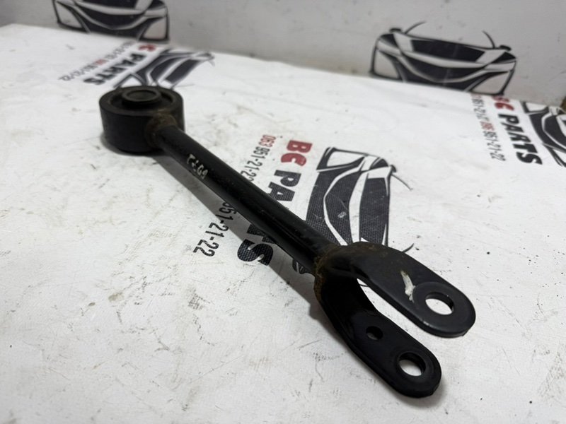 Рычаг подвески задний Rogue 2021 T33 2.5 Рычаг подвески задний Rogue 2021 T33 2.5