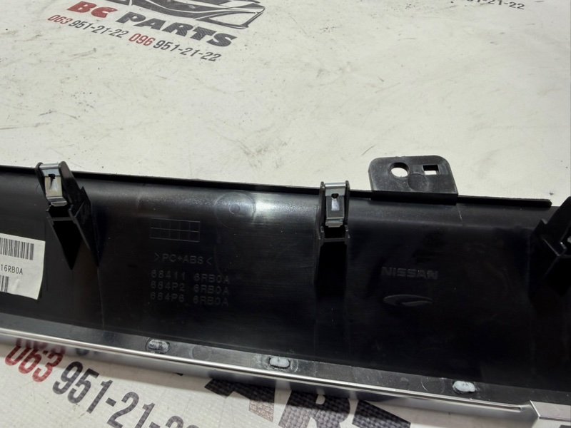 Воздуховод салона правый Rogue 2021 T33 2.5