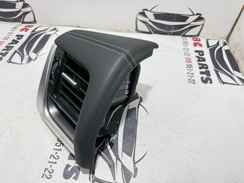 Воздуховод салона левый Nissan Rogue T33 2.5