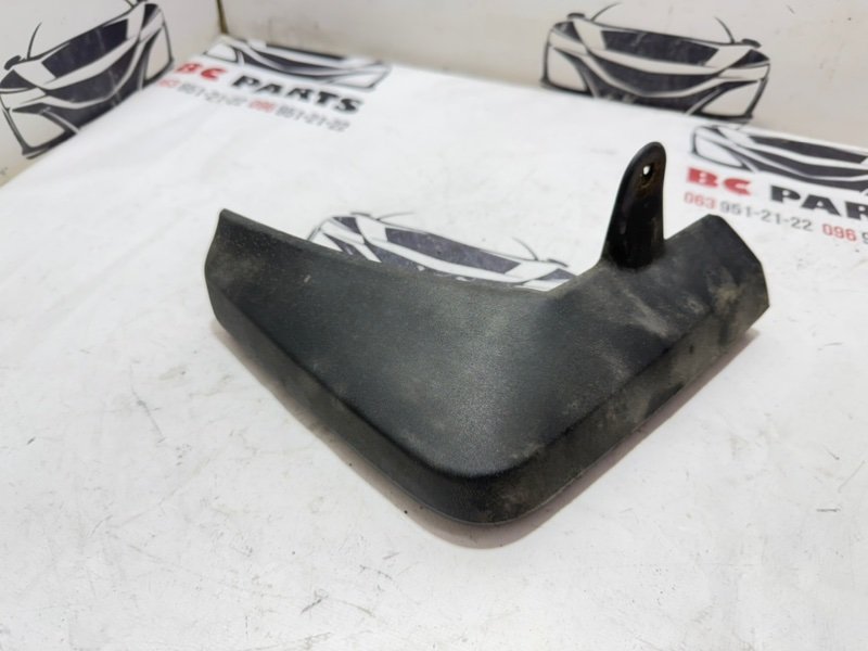 Брызговик задний левый Nissan Rogue 2021 T33 2.5 t98j26rr0e Б/У