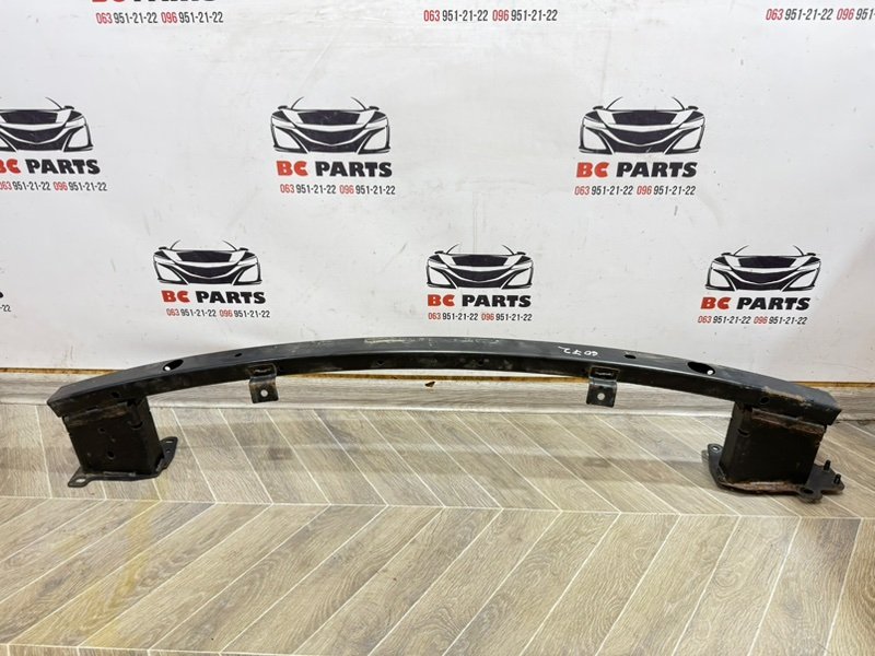 Запчасть усилитель бампера передний Nissan Rogue 2021 T33 2.5 62031-6RA0A Б/У Усилитель бампера передний Nissan Rogue 2021 T33 2.5 62031-6RA0A Б/У