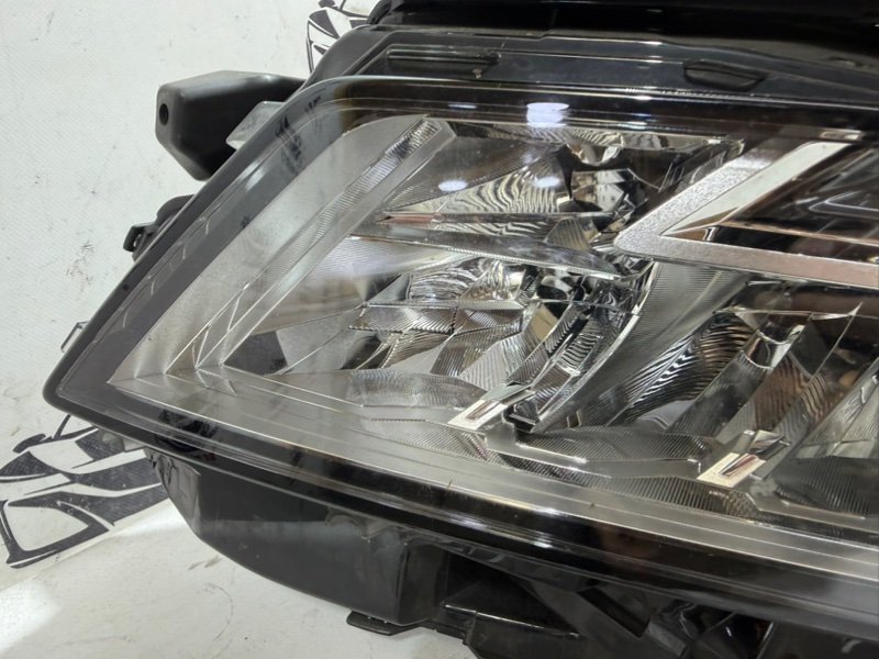 Фара Led левая Rogue 2022 T33 1.5