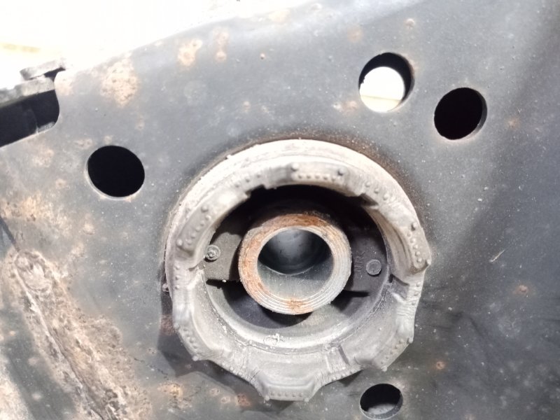 Подрамник задний Rogue 2021 T33 2.5