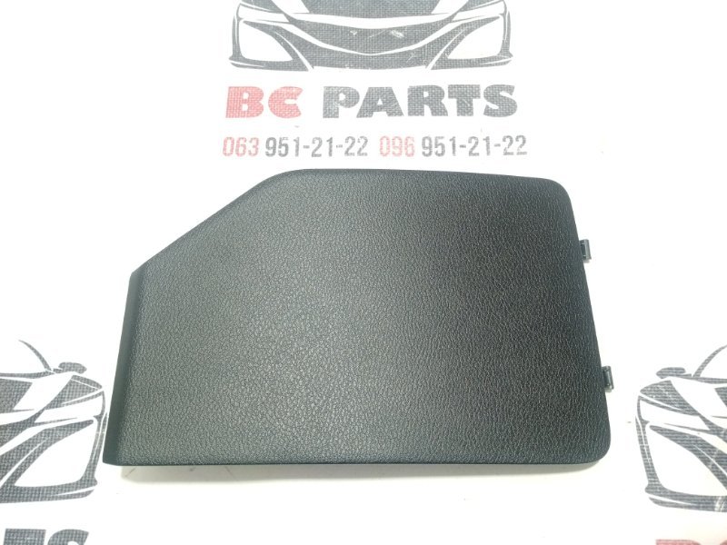 Накладка торпедо левая Rogue 2021 T33 2.5