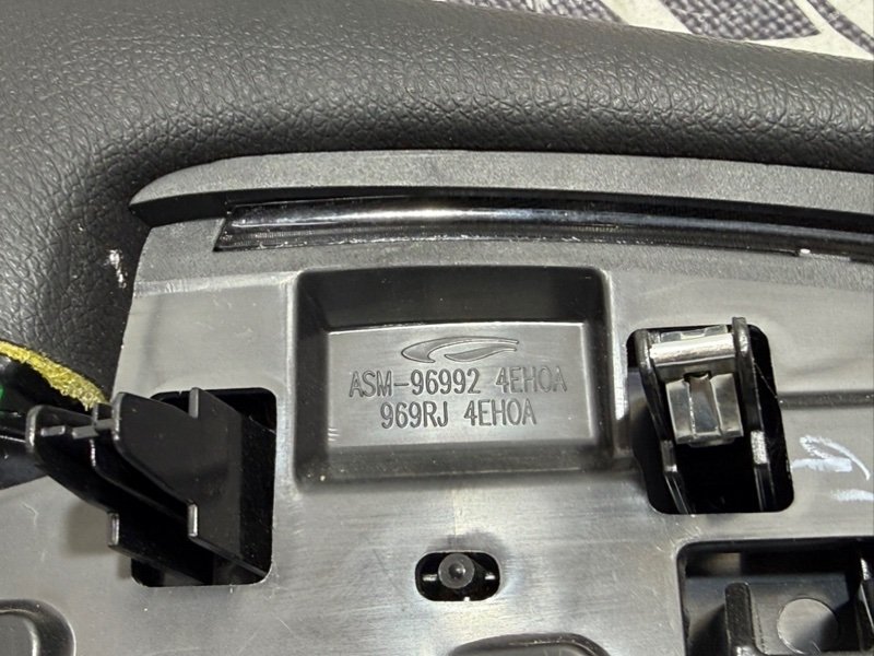 Накладка торпедо правая qashqai 2016-2022 J11 Накладка торпедо правая qashqai 2016-2022 J11