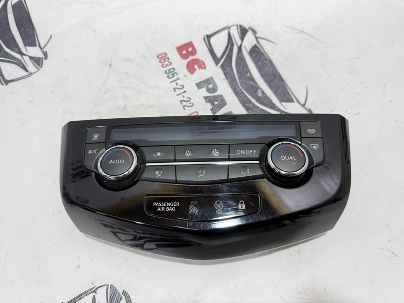 Запчасть блок управления климат-контролем Nissan qashqai 2016-2022 J11 275004EA1A Б/У Блок управления климат-контролем Nissan qashqai 2016-2022 J11 275004EA1A Б/У