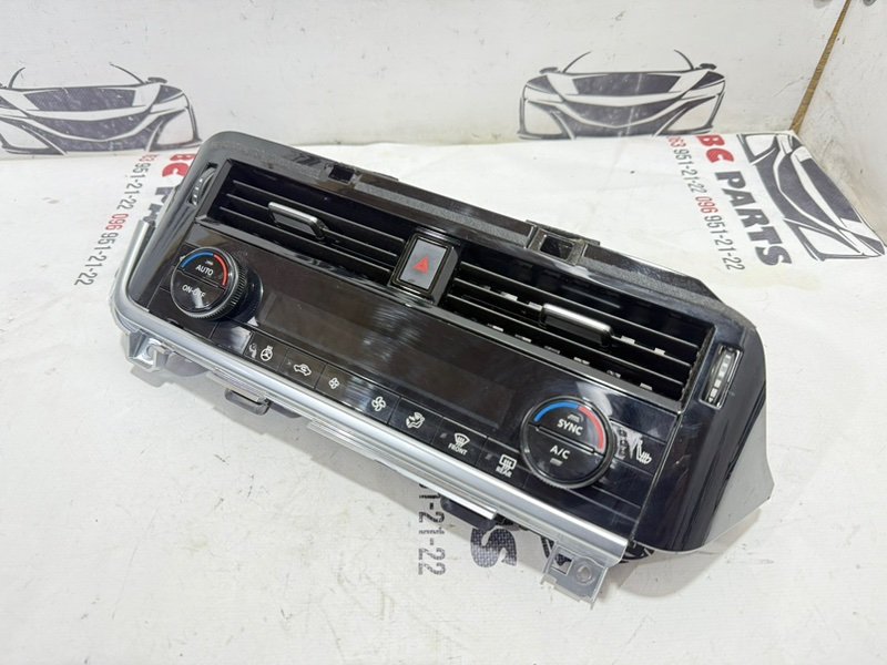 Блок управления климат-контролем Rogue 2021 T33 2.5