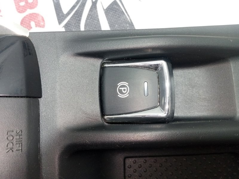Накладка центральной консоли Nissan qashqai J11