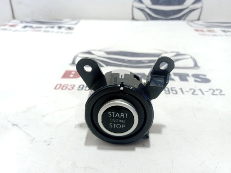 Запчасть кнопка старт-стоп Nissan Rogue 2021 T33 2.5 25150-6LA1A Б/У Кнопка старт-стоп Nissan Rogue 2021 T33 2.5 25150-6LA1A Б/У