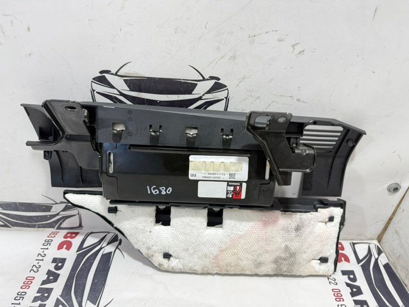 Подушка безопасности в колени правая Rogue 2021 T33 2.5 Подушка безопасности в колени правая Rogue 2021 T33 2.5