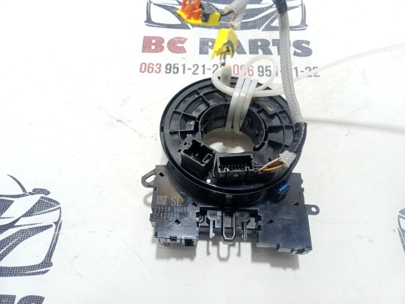 Запчасть шлейф подрулевой Nissan Rogue 2021 T33 2.5 25554-6RA5A Б/У Шлейф подрулевой Nissan Rogue 2021 T33 2.5 25554-6RA5A Б/У