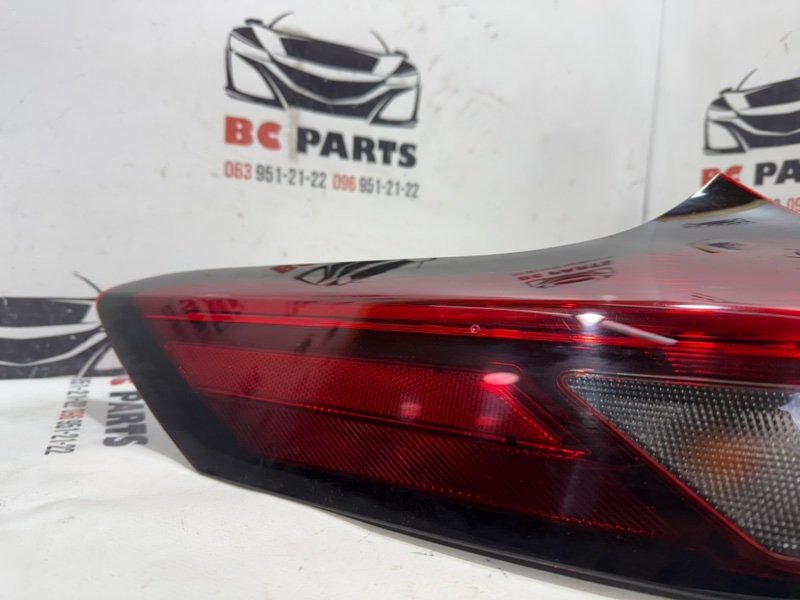 Фонарь наружный (в крыло) задний левый Rogue 2021 T33 2.5