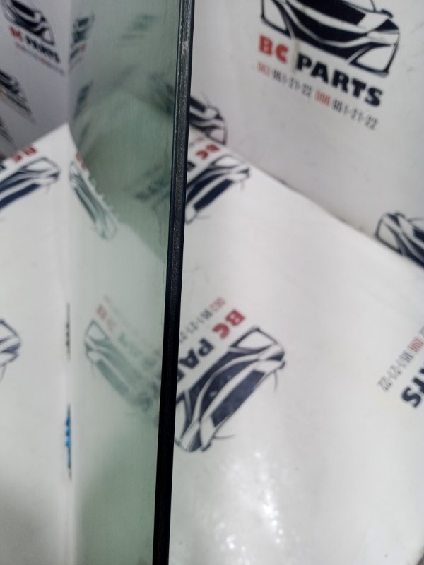 Стекло двери переднее правое Rogue 2021 T33 2.5