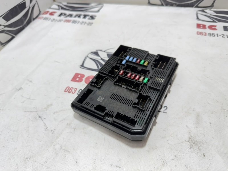 Блок IPDM Rogue 2021 T33 2.5 Блок IPDM Rogue 2021 T33 2.5