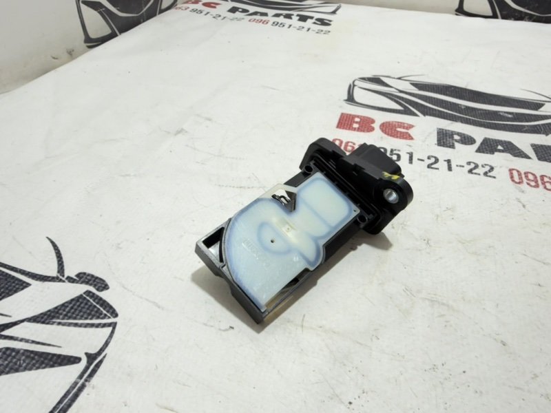 Датчик массового расхода воздуха Nissan Rogue 2021 T33 2.5 226806ca0b Б/У