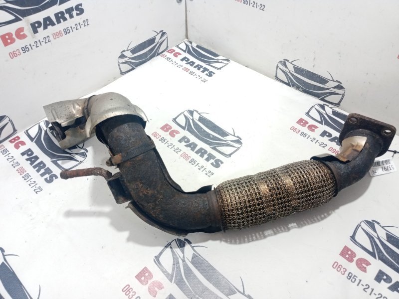 Приемная труба глушителя Rogue 2017 T32 QR25 2.5 Приемная труба глушителя Rogue 2017 T32 QR25 2.5