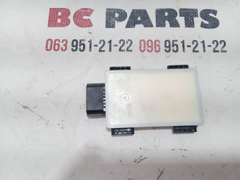 Датчик слепых зон задний Nissan Rogue T33 2.5