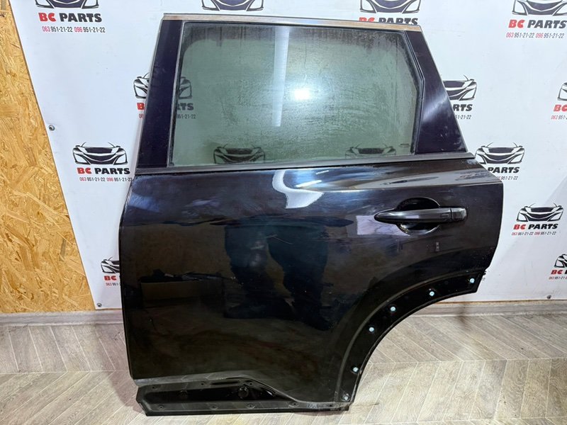 Запчасть дверь боковая задняя левая Nissan Rogue 2021 T33 2.5 H210A-6RAMA Б/У Дверь боковая задняя левая Nissan Rogue 2021 T33 2.5 H210A-6RAMA Б/У