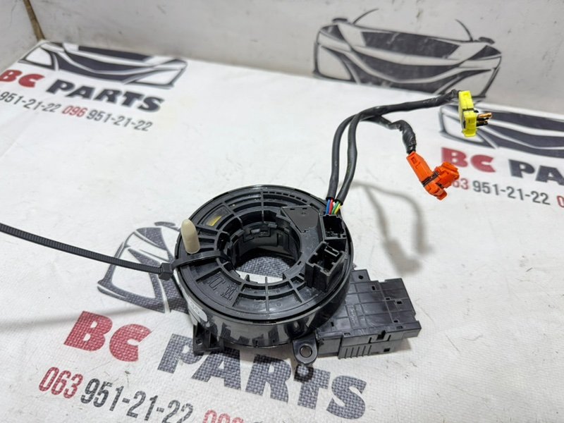 Запчасть шлейф подрулевой Nissan Rogue 2019 T32 QR25 2.5 25554-6FL1A Б/У Шлейф подрулевой Nissan Rogue 2019 T32 QR25 2.5 25554-6FL1A Б/У