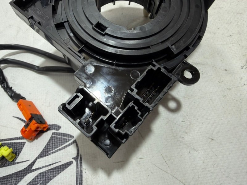 Шлейф подрулевой Rogue 2019 T32 QR25 2.5 Шлейф подрулевой Rogue 2019 T32 QR25 2.5