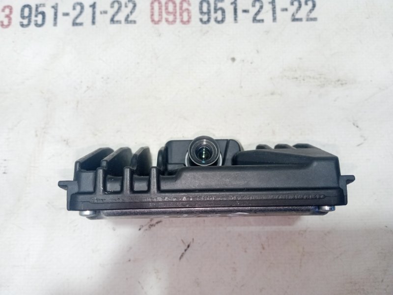 Камера на лобовое стекло Nissan Rogue T33 2.5 Камера на лобовое стекло Nissan Rogue T33 2.5