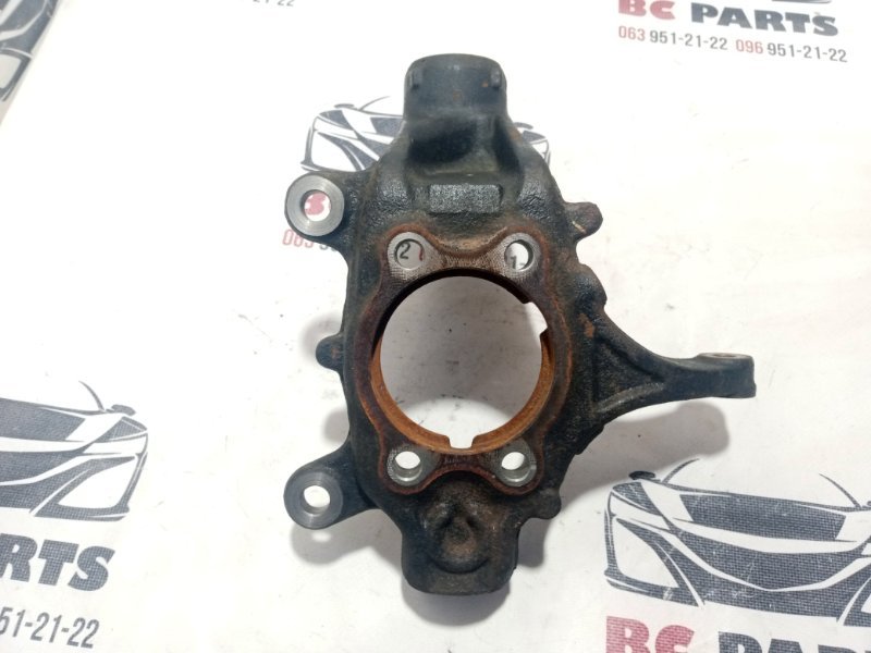 Запчасть кулак поворотный передний левый Nissan Rogue 2019 T32 QR25 2.5 40015-4BA0A Б/У Кулак поворотный передний левый Nissan Rogue 2019 T32 QR25 2.5 40015-4BA0A Б/У