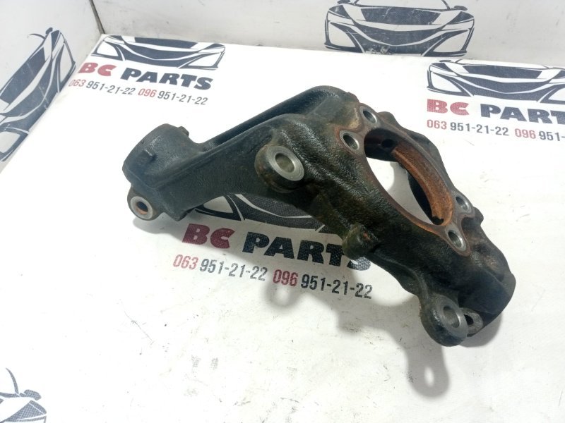 Кулак поворотный передний левый Nissan Rogue T32 QR25 2.5 Кулак поворотный передний левый Nissan Rogue T32 QR25 2.5