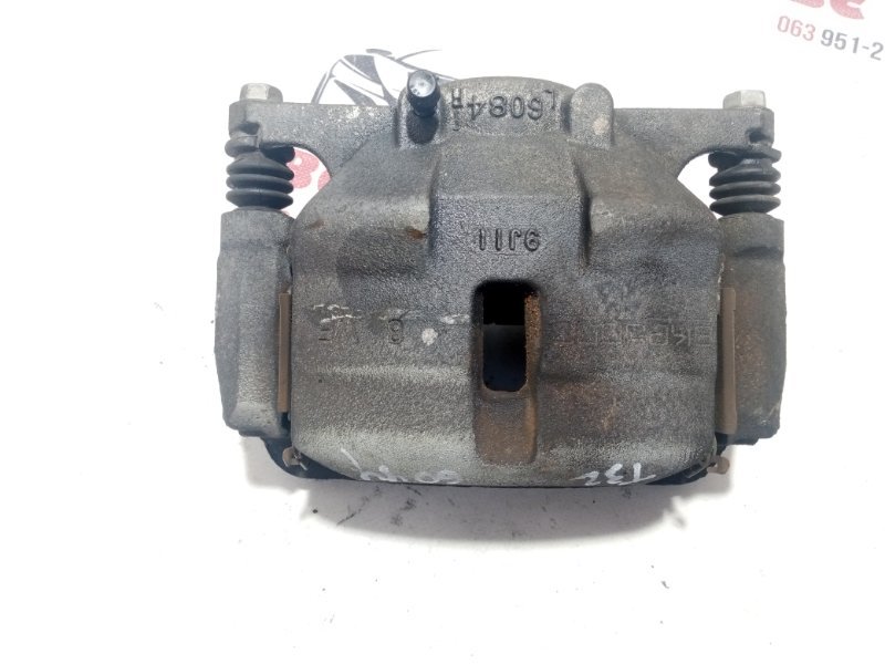 Суппорт тормозной передний правый Rogue 2019 T32 QR25 2.5