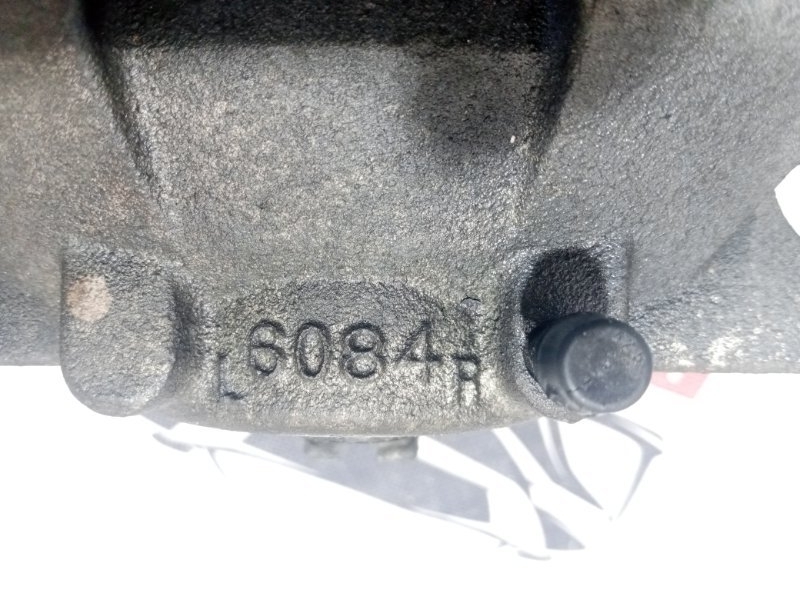 Суппорт тормозной передний правый Rogue 2019 T32 QR25 2.5