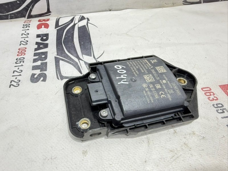 Датчик слепых зон задний левый Nissan Rogue T32 QR25 2.5