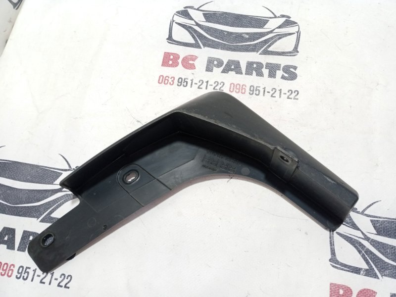 Брызговик задний правый Rogue 2019 T32 QR25 2.5