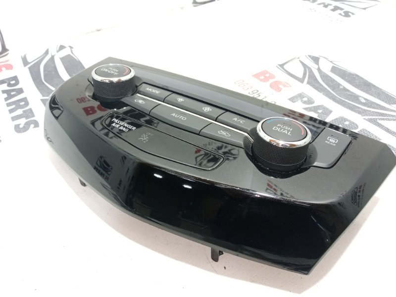 Блок управления климат-контролем Rogue 2019 T32 QR25 2.5