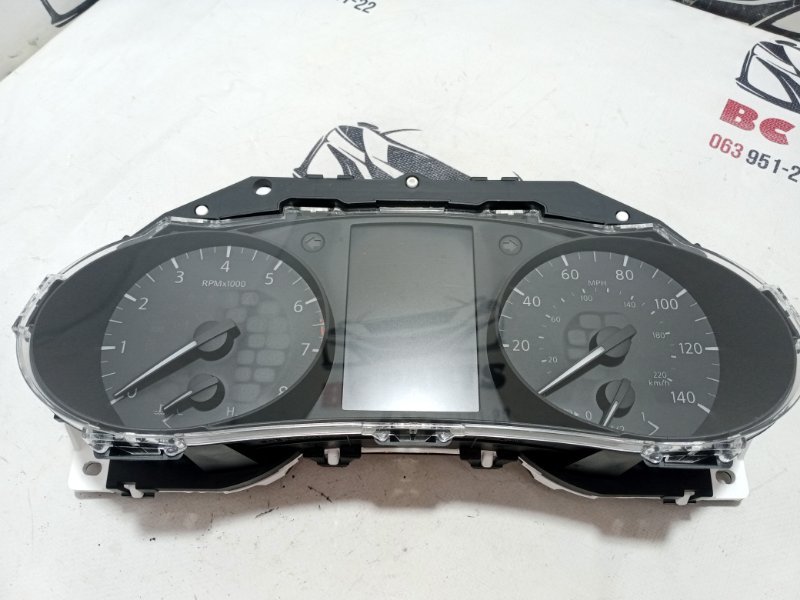 Панель приборов Rogue 2019 T32 QR25 2.5