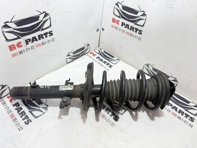 Запчасть стойка подвески передняя левая Nissan Rogue 2019 T32 QR25 2.5 E4303-4BF1D Б/У Стойка подвески передняя левая Nissan Rogue 2019 T32 QR25 2.5 E4303-4BF1D Б/У