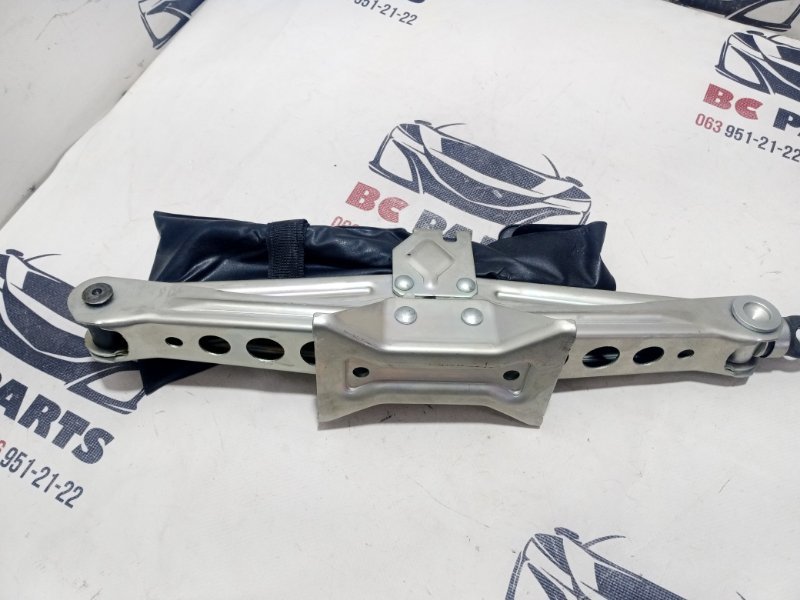 Домкрат Rogue 2019 T32 QR25 2.5 Домкрат Rogue 2019 T32 QR25 2.5