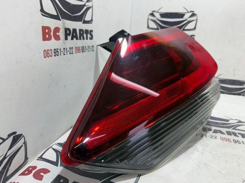 Фонарь наружный (в крыло) задний левый Rogue 2019 T32 QR25 2.5 Фонарь наружный (в крыло) задний левый Rogue 2019 T32 QR25 2.5