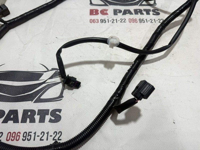 Проводка бампера задняя Nissan Rogue T32 QR25 2.5 Проводка бампера задняя Nissan Rogue T32 QR25 2.5