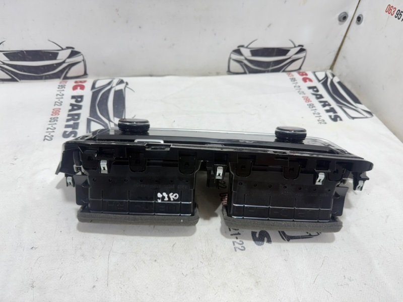 Блок управления климат-контролем Rogue 2020 T33 2.5 Блок управления климат-контролем Rogue 2020 T33 2.5