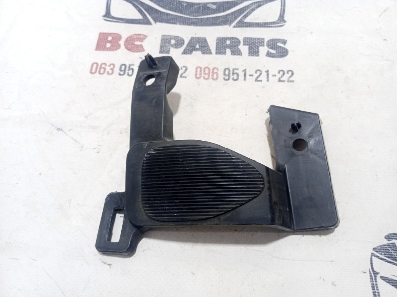 Заглушка ПТФ передняя левая Nissan Rogue 2020 T33 2.5 62257-6RA0B Б/У