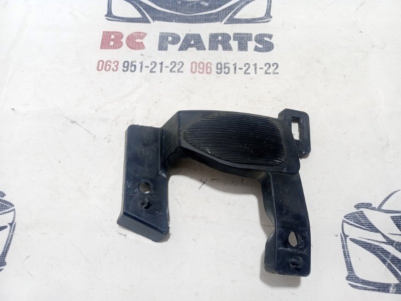 Заглушка ПТФ передняя левая Rogue 2020 T33 2.5