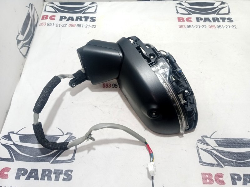 Зеркало заднего вида боковое левое Rogue 2020 T33 2.5