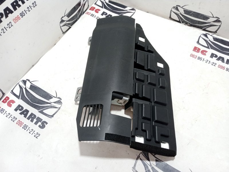 Подушка безопасности в колени правая Rogue 2020 T33 2.5 Подушка безопасности в колени правая Rogue 2020 T33 2.5