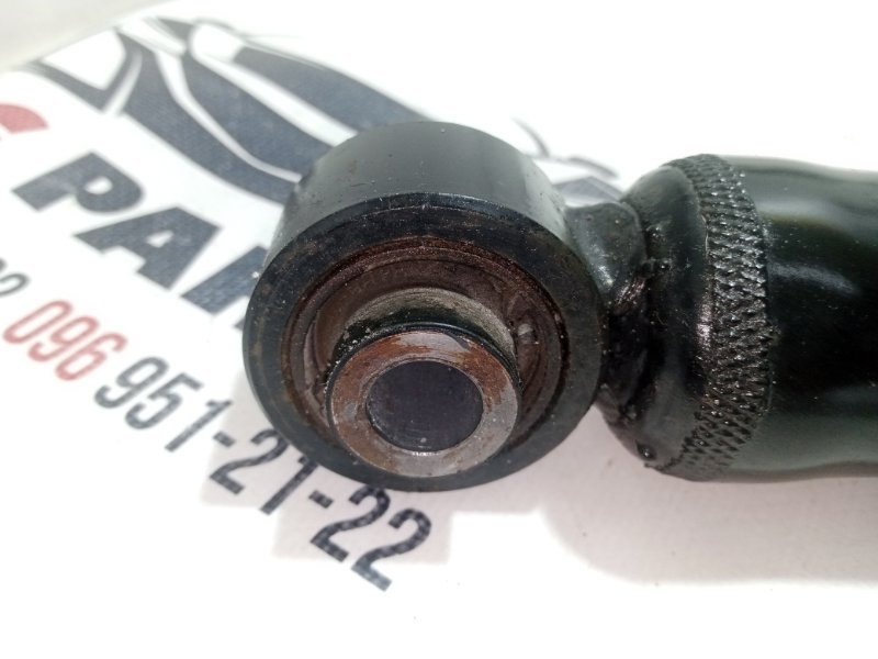 Амортизатор подвески задний Nissan Rogue T33 2.5